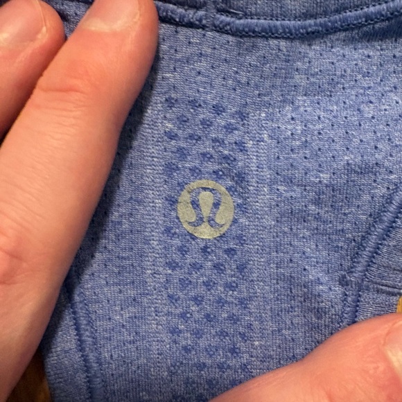 Lululemon Women’s Racerback Tank Top - Periwinkle Blue - Picture 3 of 3